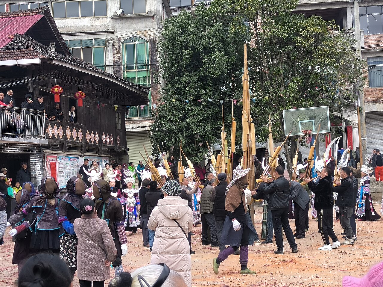China Ethnic Minorities 封面 封面圖