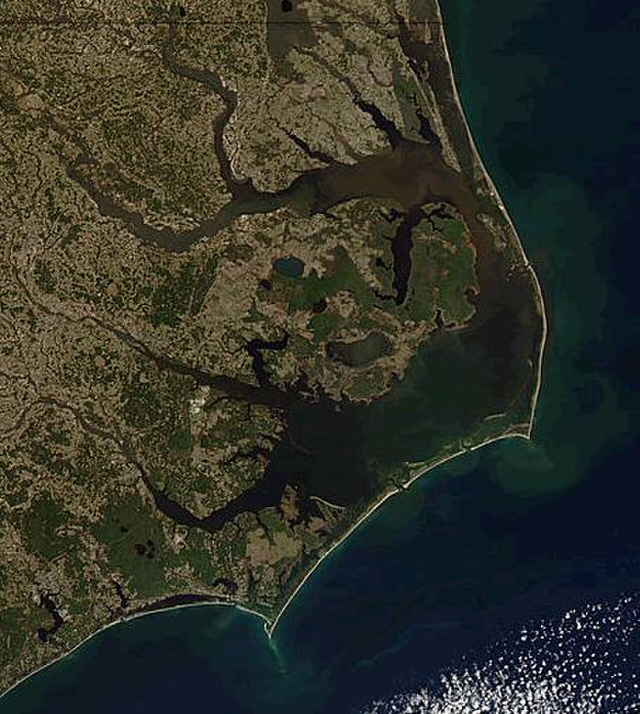Outer Banks 封面 封面圖